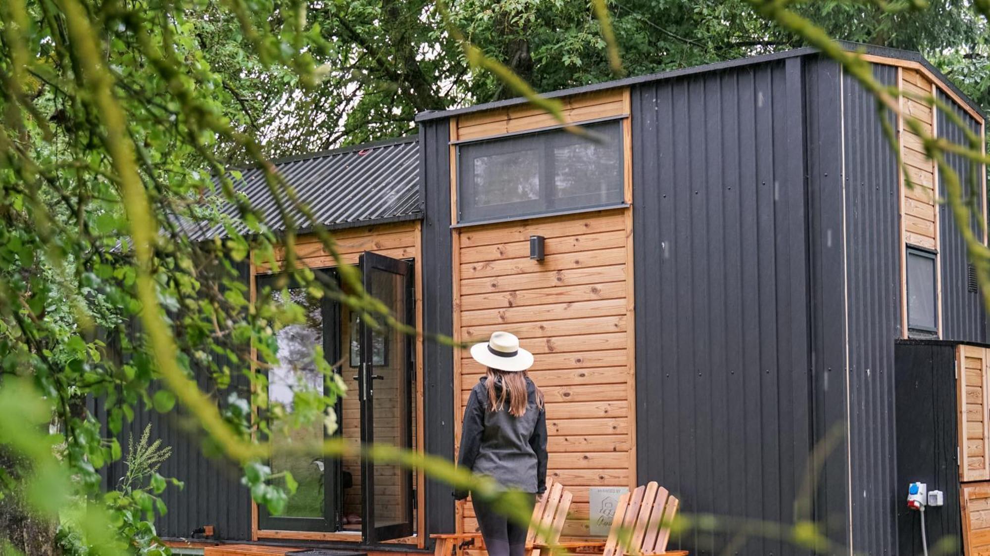 Lisi Grun Tiny House By Tiny Away Villa Sattledt Kültér fotó